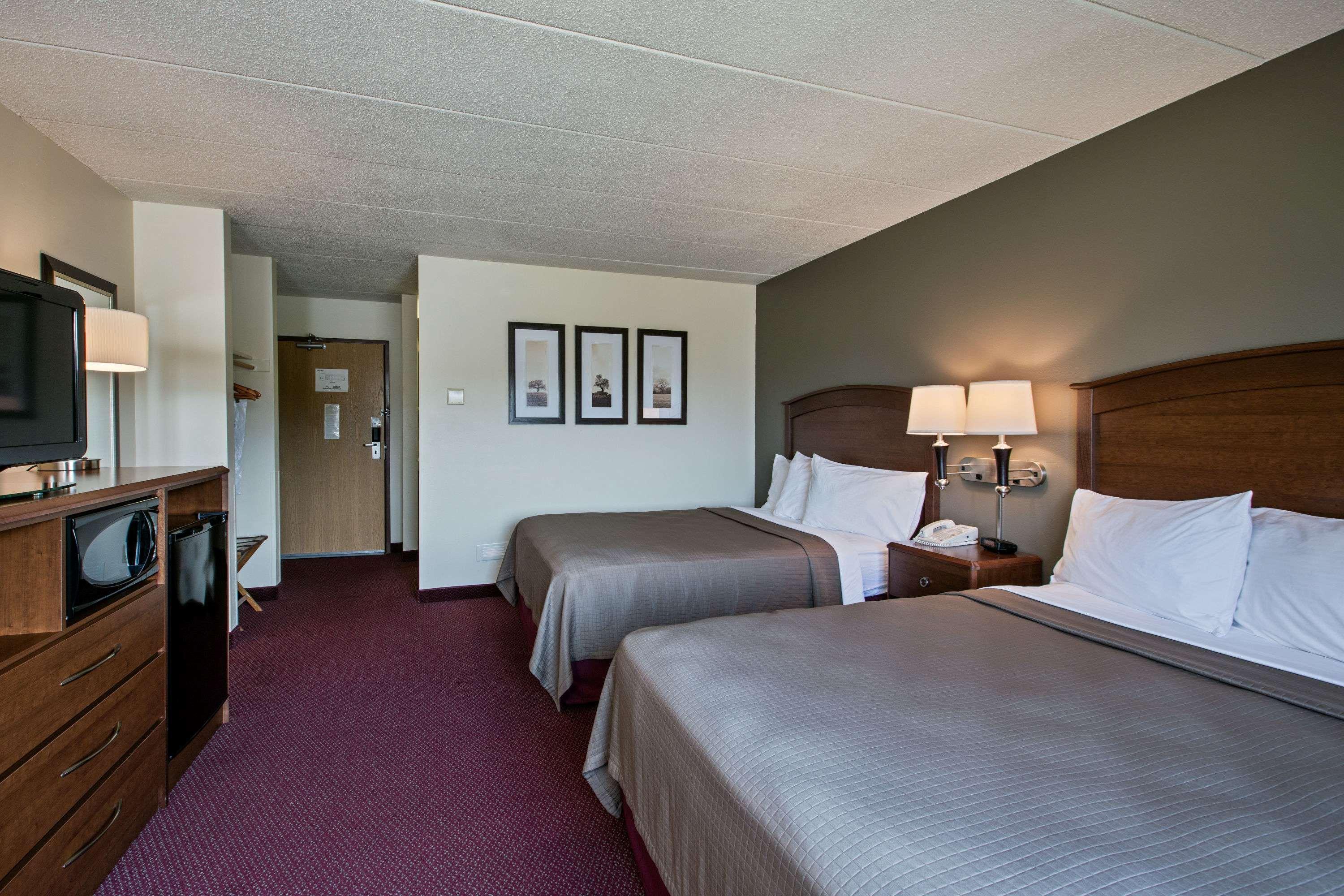 Americinn By Wyndham Iowa Falls Exterior photo